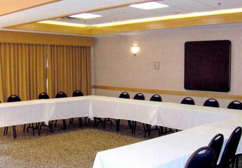 Courtyard By Marriott Bentonville Kemudahan gambar