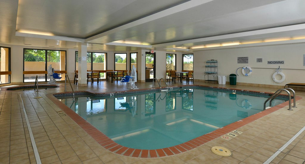 Courtyard By Marriott Bentonville Luaran gambar